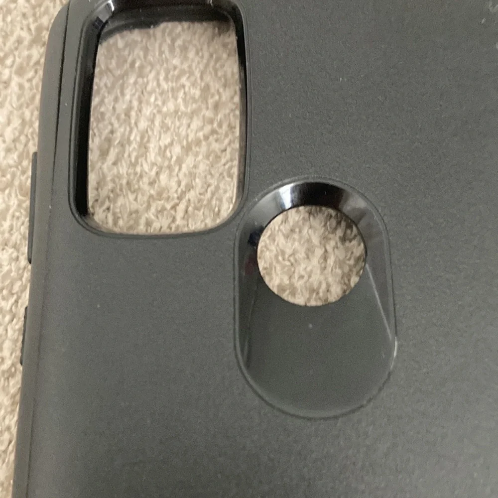Otter box phone case/cover 6 3/4 inch by 3 1/4 inch